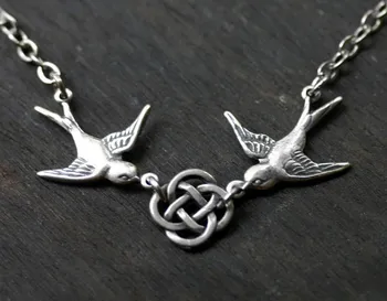 Keltské Írsky Uzol a Lastovička Náhrdelník Amulet Náboženské Šperky Triquetra Symbol Šťastie, Amulet Náhrdelník Darček